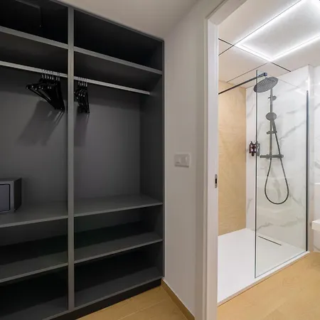 Smart Guest house *